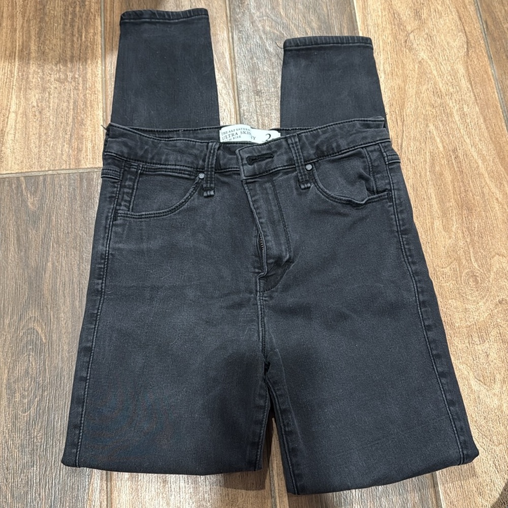 Abercrombie & Fitch Dark Gray Skinny Jeans